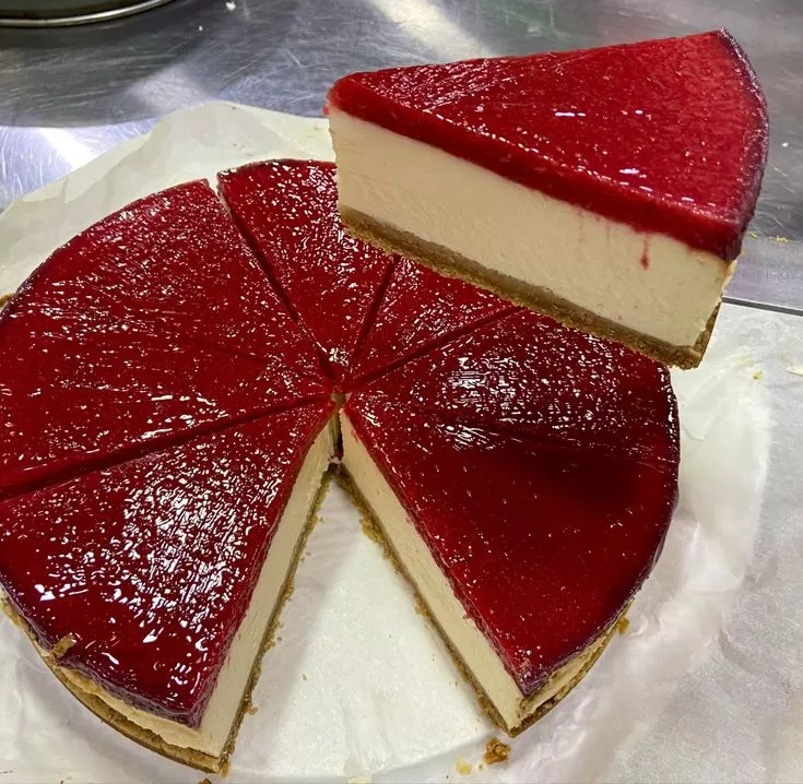 FRAMBUAZLI CHEESECAKE